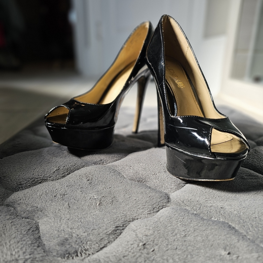 Black Aldo Pumps